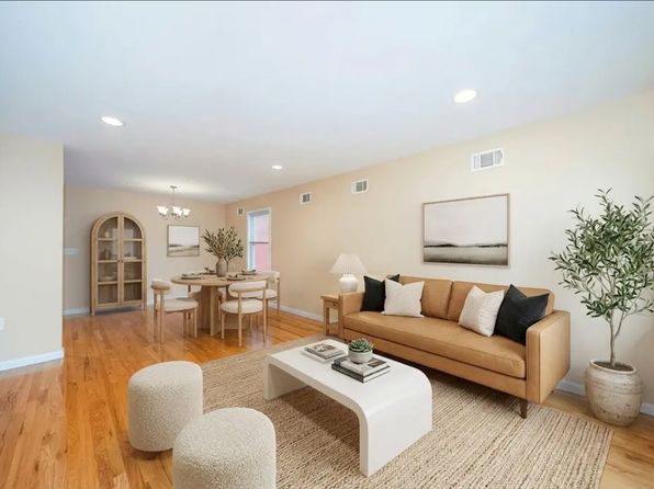 43 Manhattan Ave #1