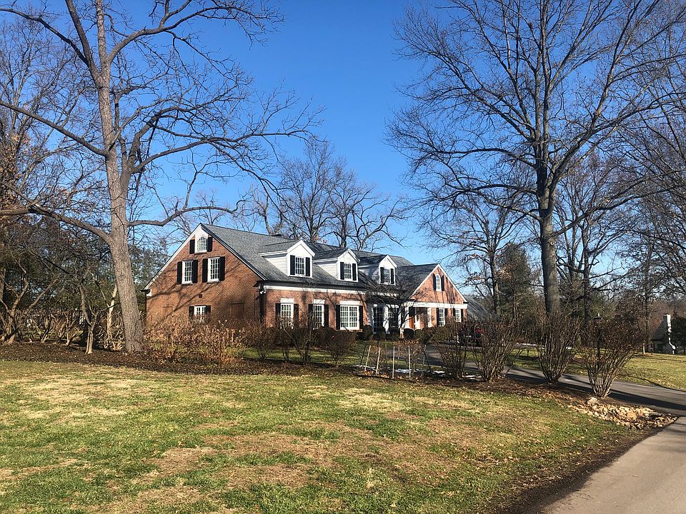 2nd image of 21 Clermont Ln