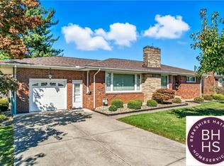 1914 Paul St, Farrell, PA 16121