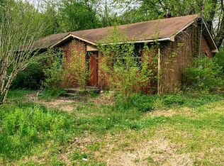 207 Austin Dr, Portland, TN 37148
