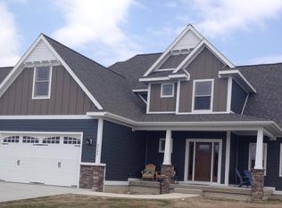 4302 Apple Tree Ln, Traverse City, MI 49685