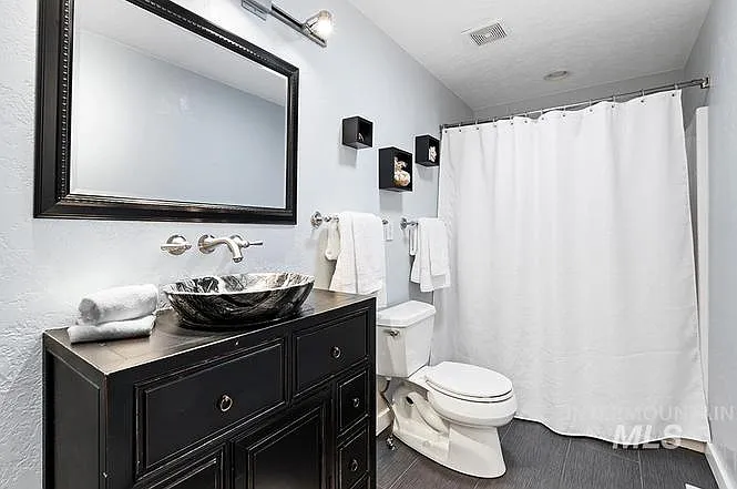 2901 W Teton St — Photo 4