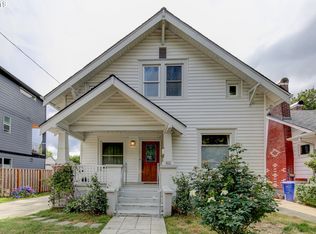 215 SE 30th Pl, Portland, OR 97214
