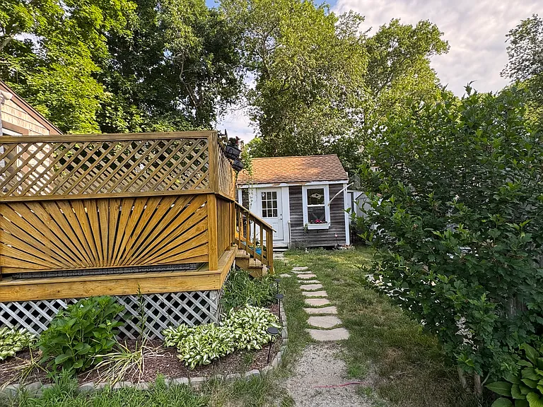 20 Buttonwood Ln — Photo 14
