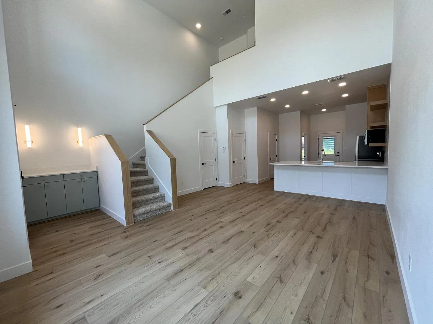141 Post Oak Road - Unit 104 — Photo 2
