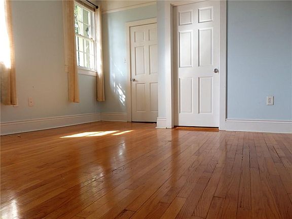4th image of 1520 Saint Mary St APT G