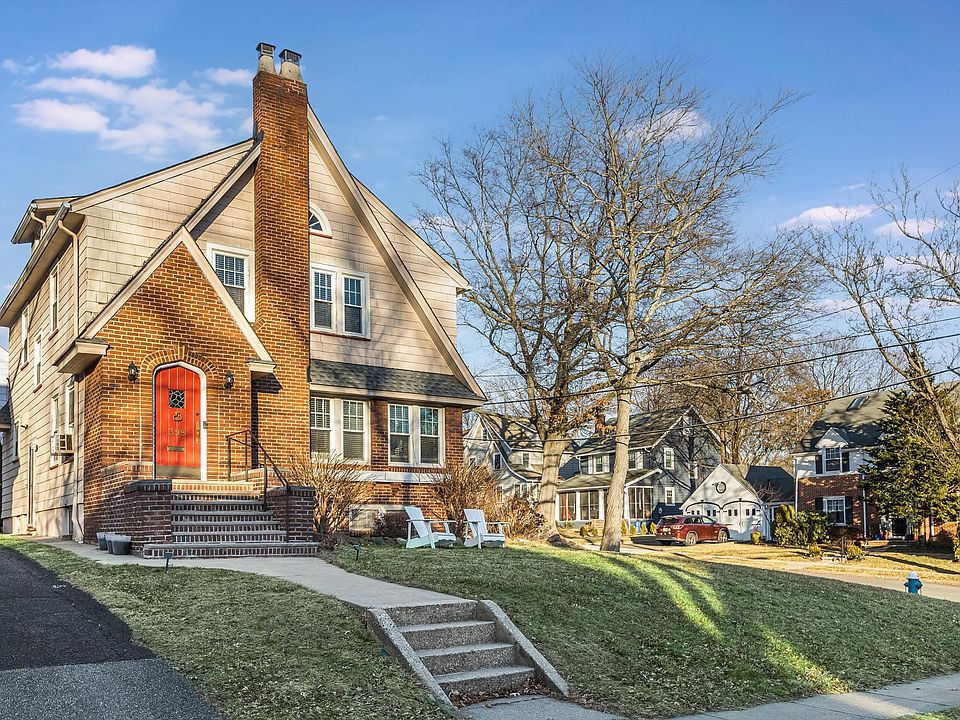 1st image of 398 Elmwood Ave