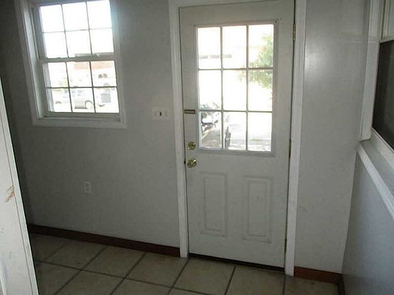 2nd image of 5 Borden Ave