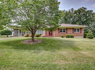 92 Powtan Dr, Lynchburg, VA 24502