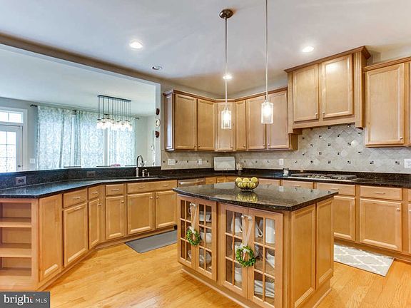 2nd image of 21297 Park Grove Ter
