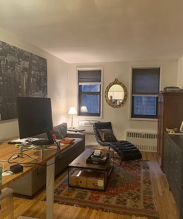 171 E 77th St #3G