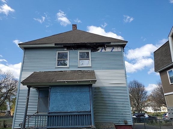 3rd image of 15 Kenyon St