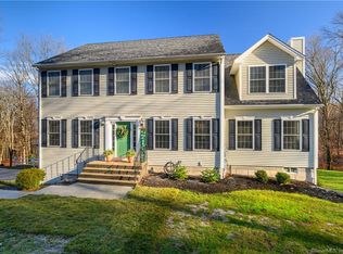 23 Pine Tree Hill Rd, Newtown, CT 06470