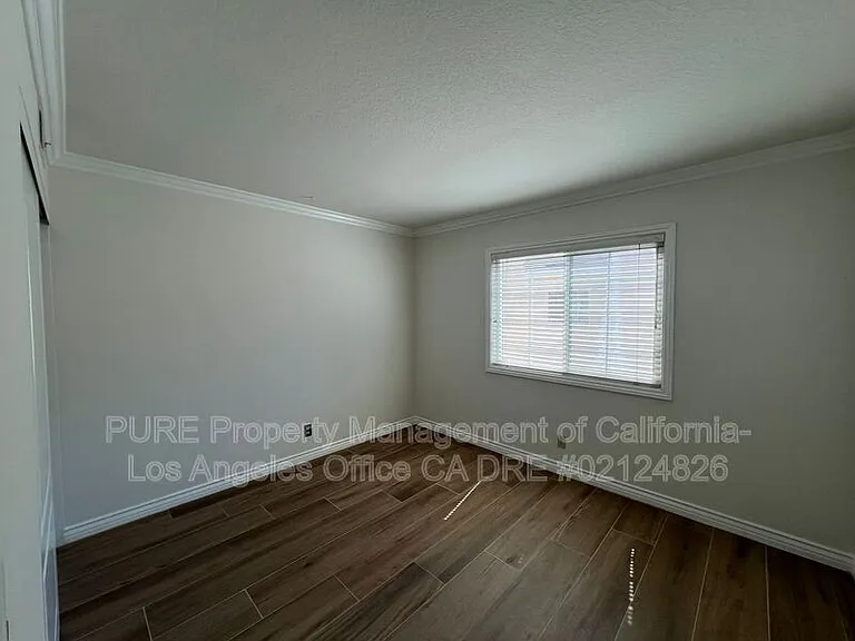 2300 Maple Ave #44 — Photo 16