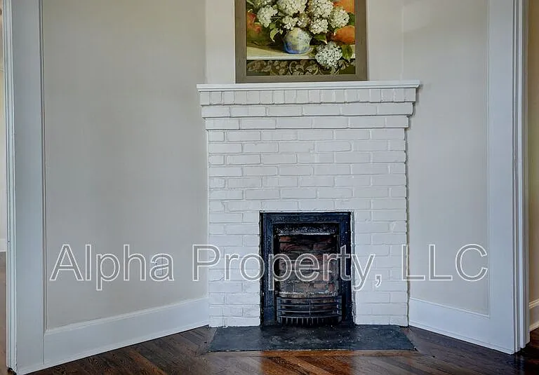 1813 Old Easley Bridge Rd — Photo 9