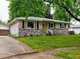 1105 2nd St SW, Altoona, IA 50009