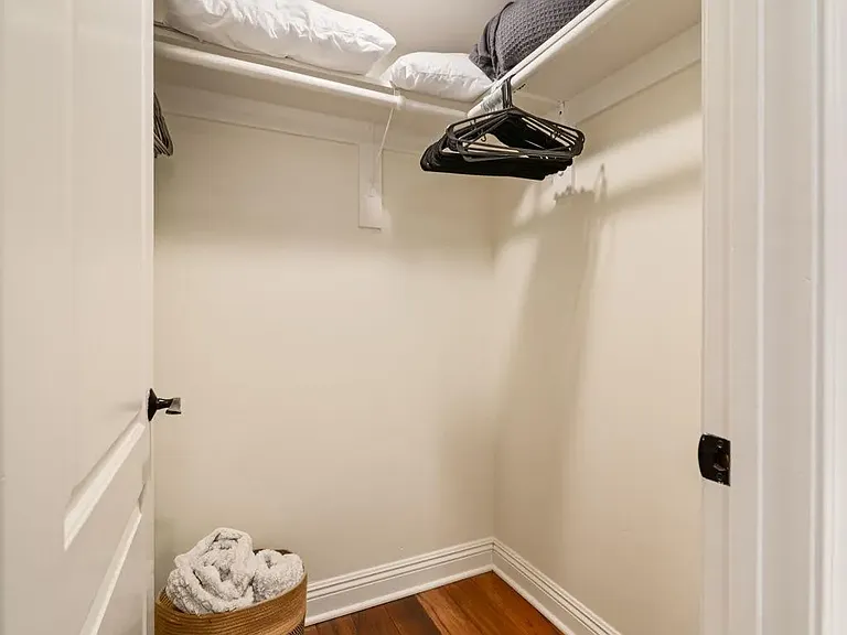 886 Felspar St — Photo 23