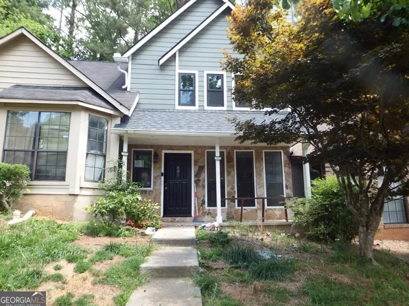 885 Brandy Oaks Ln, Stone Mountain, GA 30088