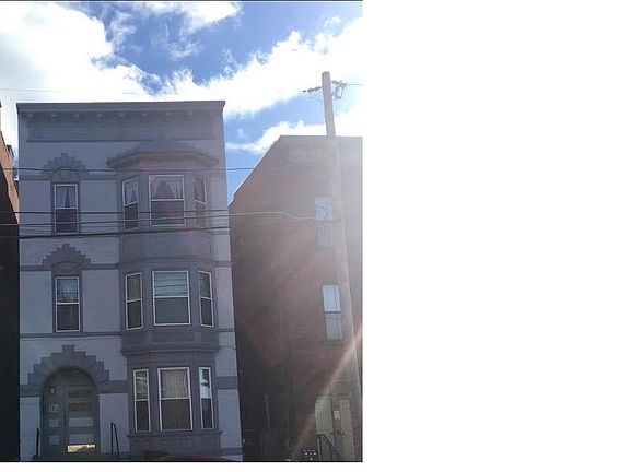 4th image of 903 Peoples Ave