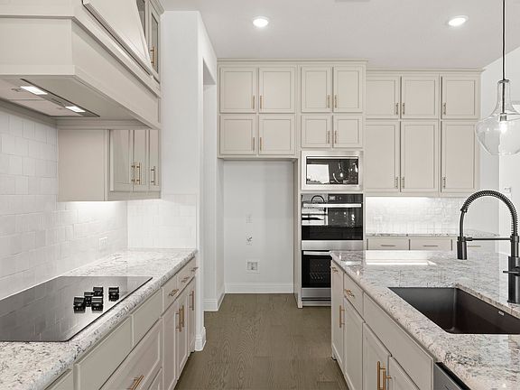 2nd image of 150 Waterview Dr