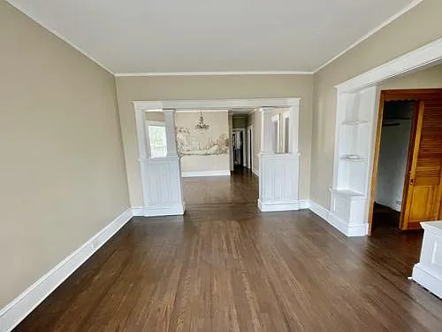 556 Mercer St — Photo 5