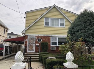150-14 17th Rd, Whitestone, NY 11357