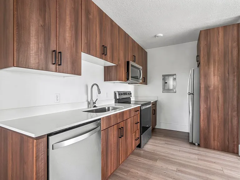 Council Crest Apartments — Photo 30