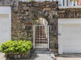 5631 Post Rd, Bronx, NY