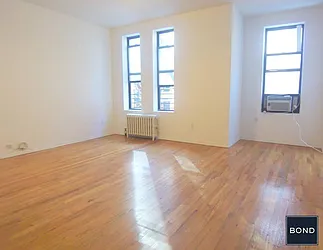 Rented by Bond New York