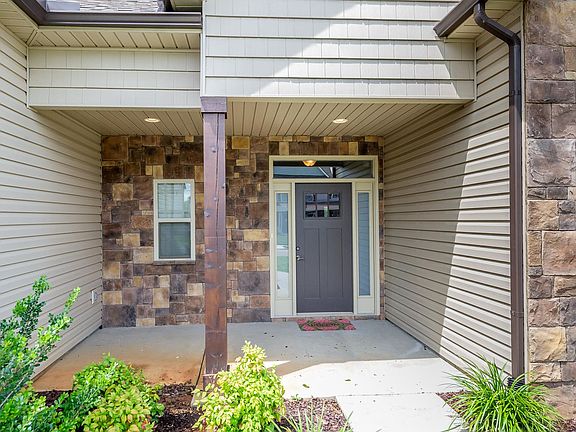 2nd image of 2639 Brooke Willow Blvd