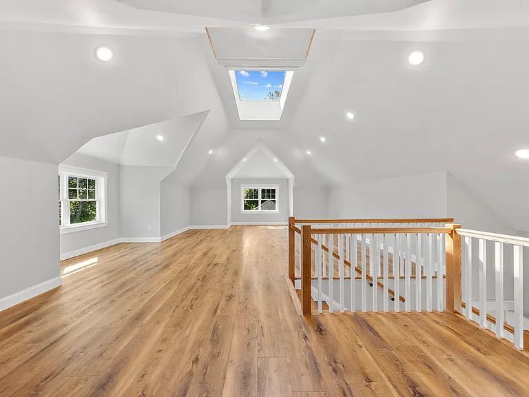 389 Spring Ave #C — Photo 36