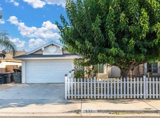 695 Clearwater Dr, Perris, CA 92571