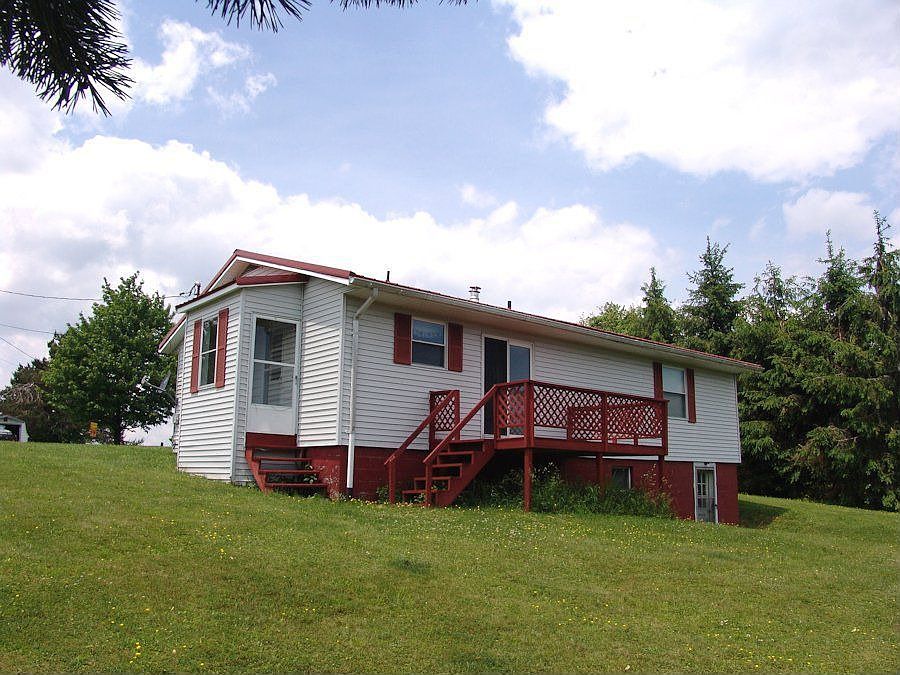 2nd image of 108 Richfield Ln