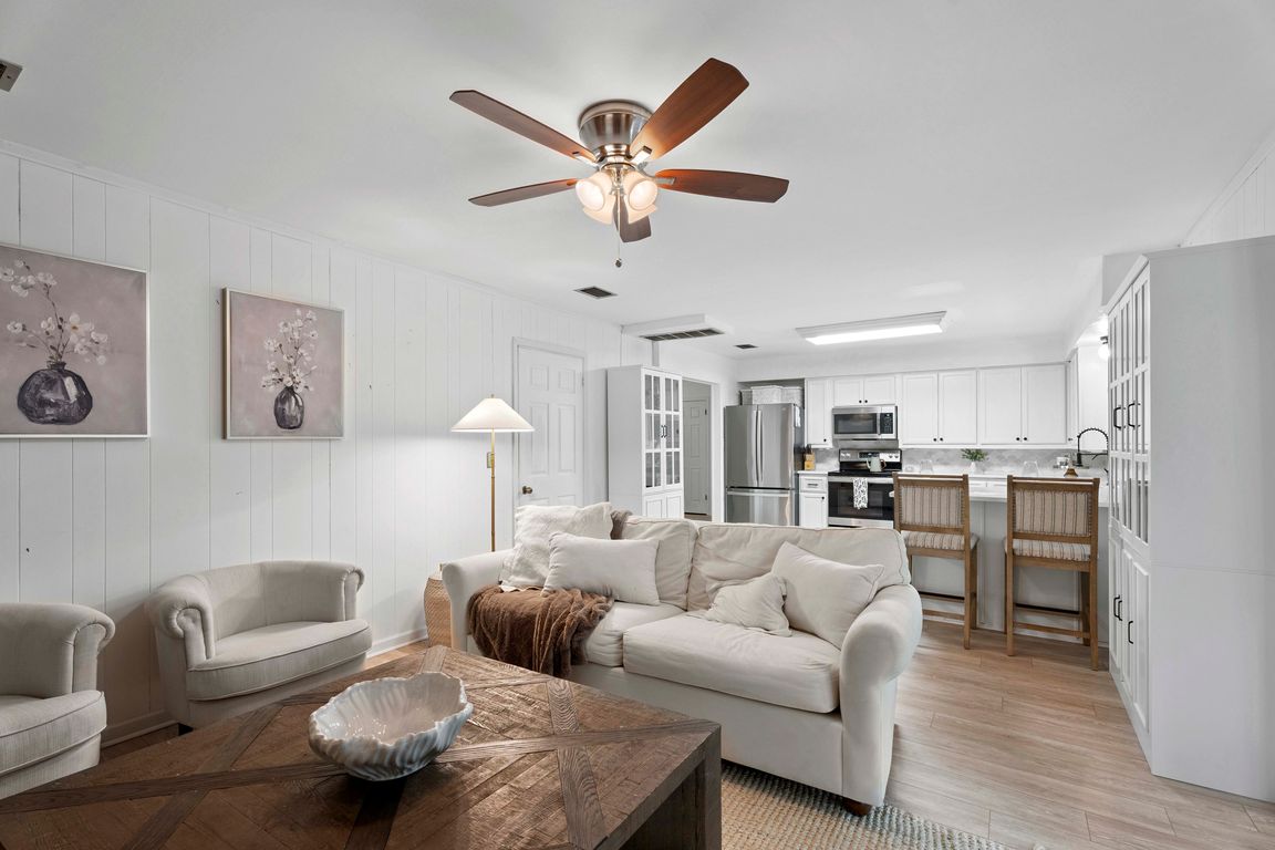 next background image