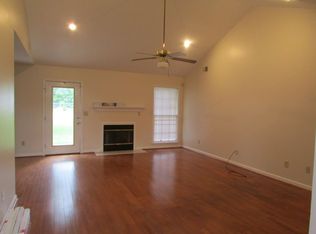 1125 Northlake Dr #1, Greenwood, SC 29649