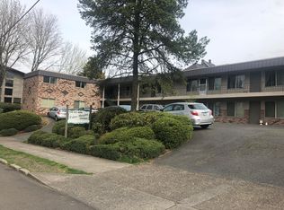 550 SE 60th Ave #208, Portland, OR 97215