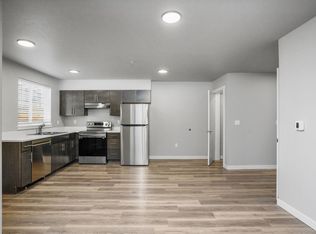 4370-4374 Fisher Rd NE #4374-201, Salem, OR 97305