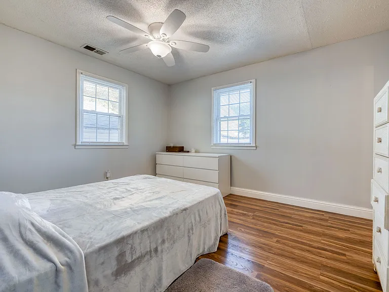 123 McCollum St — Photo 8