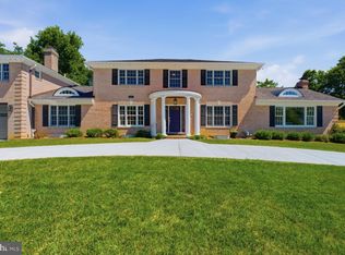 1337 Kingston Ave, Alexandria, VA 22302