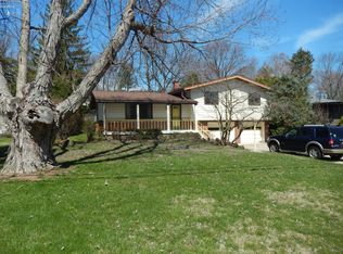 323 Riverside Dr, Huron, OH 44839