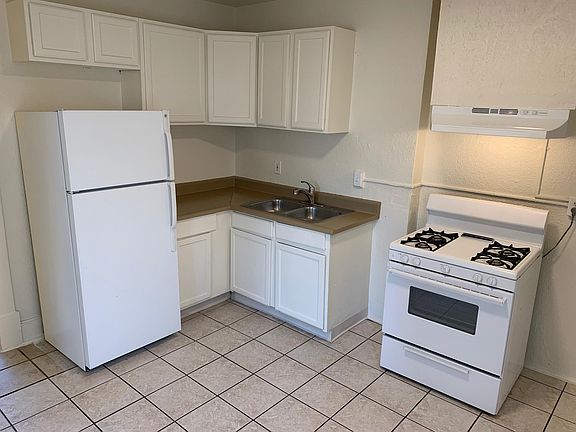 3rd image of 1820 E 38th Ave