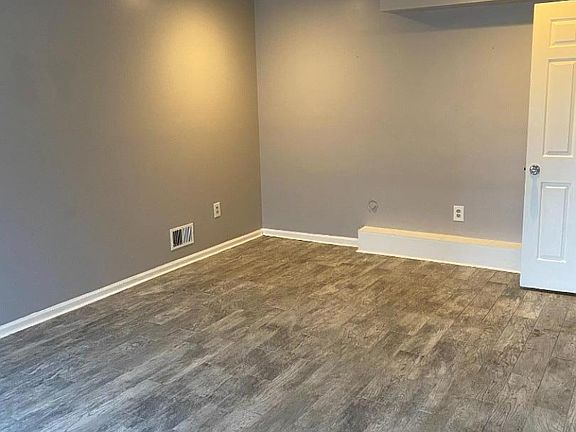 3rd image of 7 Rutgers Dr #7