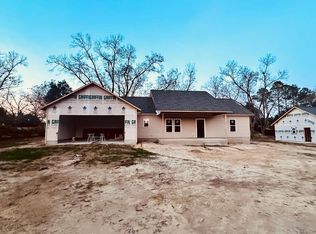 142 Lamar St, Omega, GA 31775