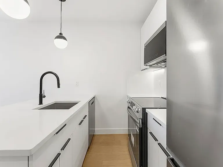 1265 Herkimer St #3 — Photo 2