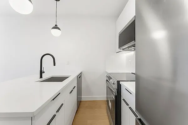 Kitchen, photo 1
