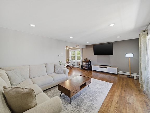 5th image of 6255 S Mason Ave APT 3A