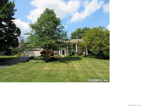 2nd image of 51 Round Trail Dr