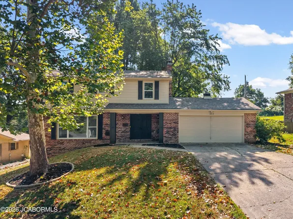953 Westwood Dr, Jefferson City, MO 65109