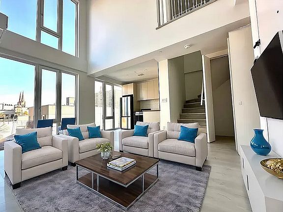 3rd image of 344 Lorimer St #7C