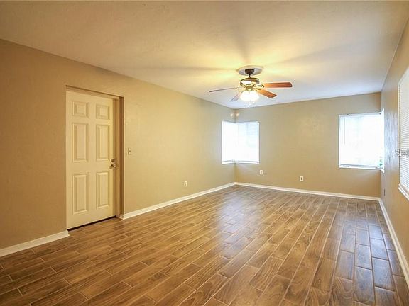 4th image of 739 Mississippi Ave